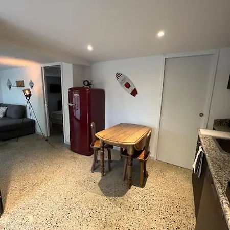 Le Petit Coin Du Fau Апартаменты *